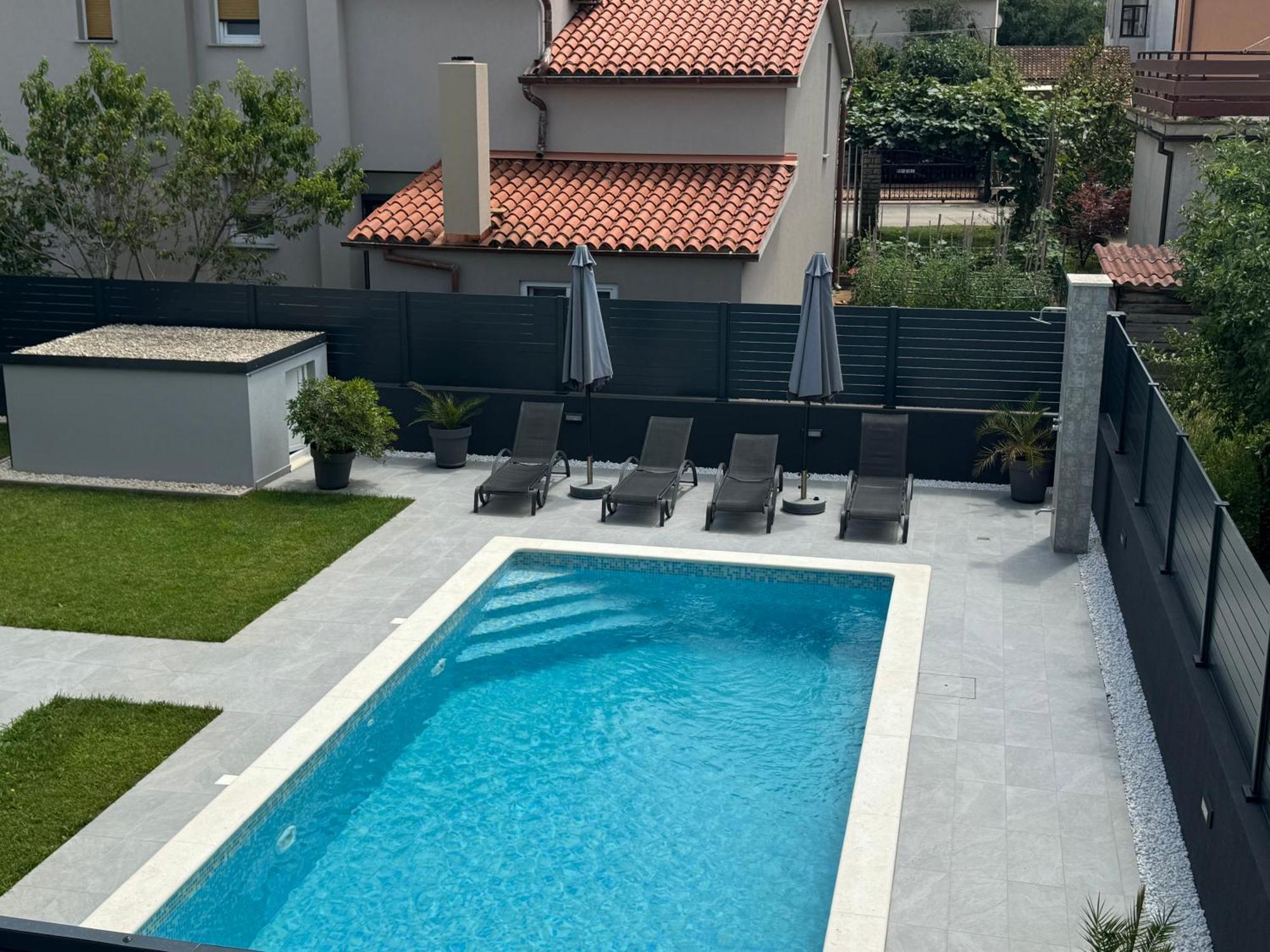 Leneda Apartments With Pool Pula Exteriér fotografie